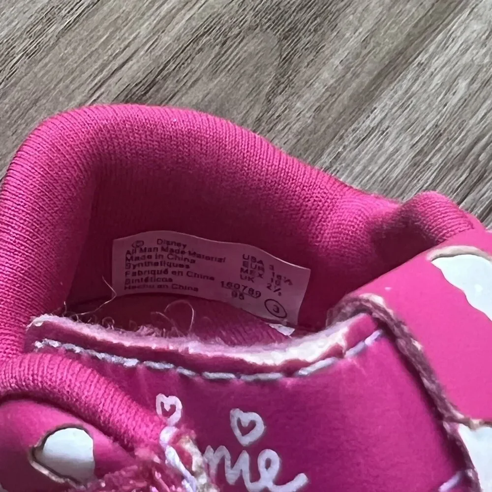 Disney Pink Minnie Mouse Girl's Shoes, Size 3